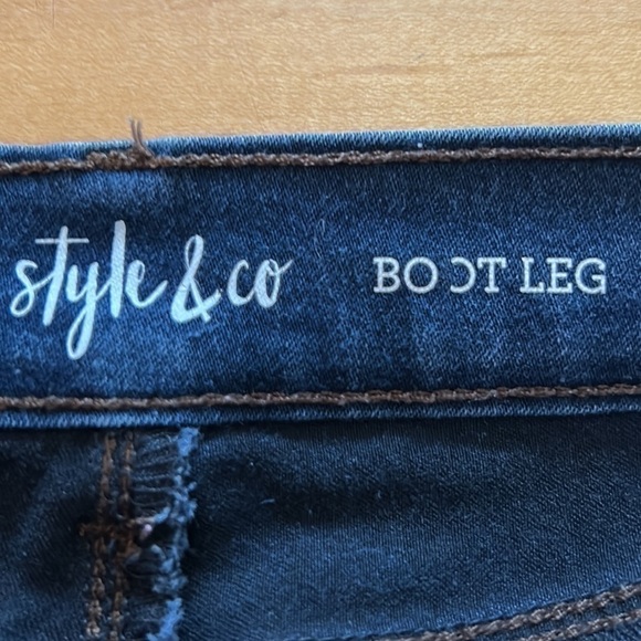 Style & Co. Boot Leg Jeans Size 10 - Picture 6 of 7